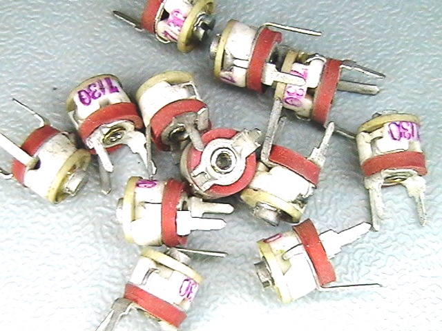 кон.променлив 7/30pf capacitor
