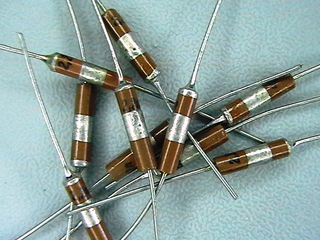 2.2nf/500V  ceramic capacitor