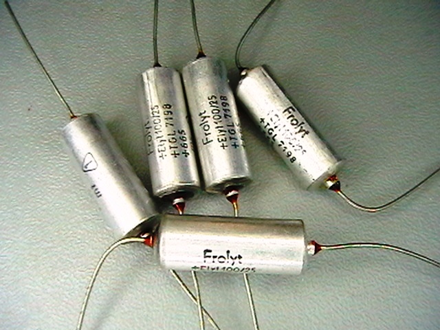 100?f/25V, 100uf capacitor   axial, Frolyt