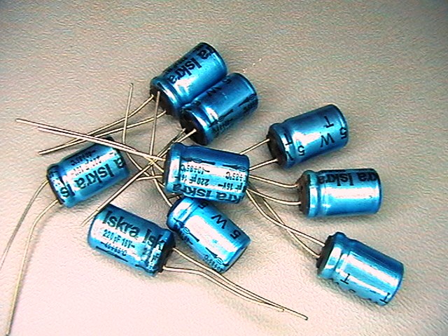 220?f/16V, 220uf capacitor  -40+85C   Iskra