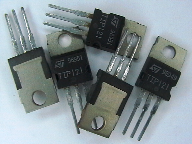 TIP121 +diod