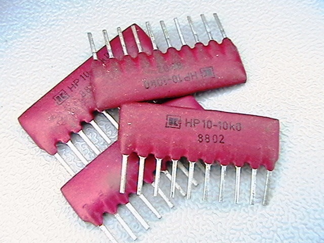 10kom   резисторна сборка 9 бр.с обща връзка HP-10