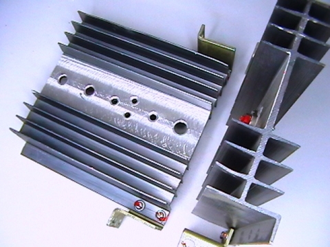 радиатор за ТО-3 и 3бр.диоди , L120мм  II-ра