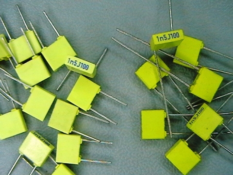 1.5nf/100V, J,  MPT111 capacitor полиестерен