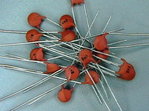 3nf/63V,  K,  CD ceramic capacitor DISC