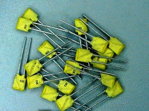 3.3nf/50V,  K,  ceramic capacitor