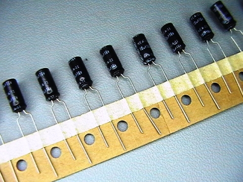 10µf/16V, 10uf capacitor   KEA-II   на лента