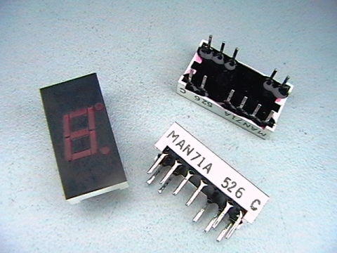 LED една цифри в корпус MAN71A червена цифра