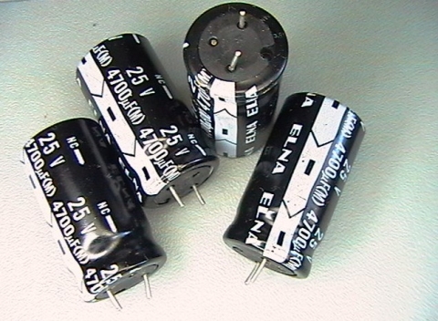 4700µf/25V, 4700uf, M, capacitor  ELNA къси 2pin.