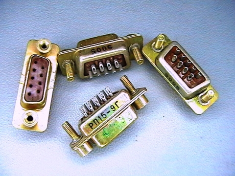 канон 9 pin женски  произведено  РП15-9Г  СССР