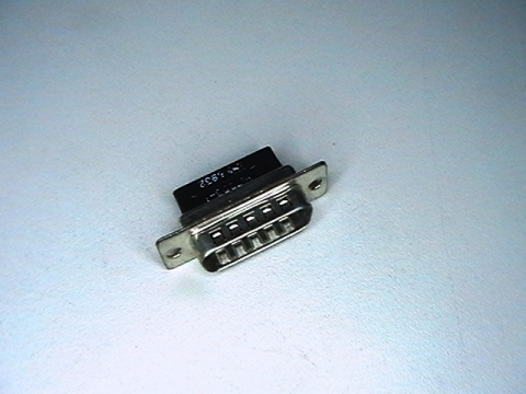 канон 15 pin  90` мъжки   AMP