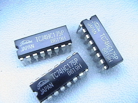 TC74HC175P   Toshiba   16pin