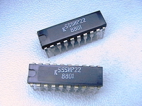 К555ИР22   = SN74LS373N   20pin